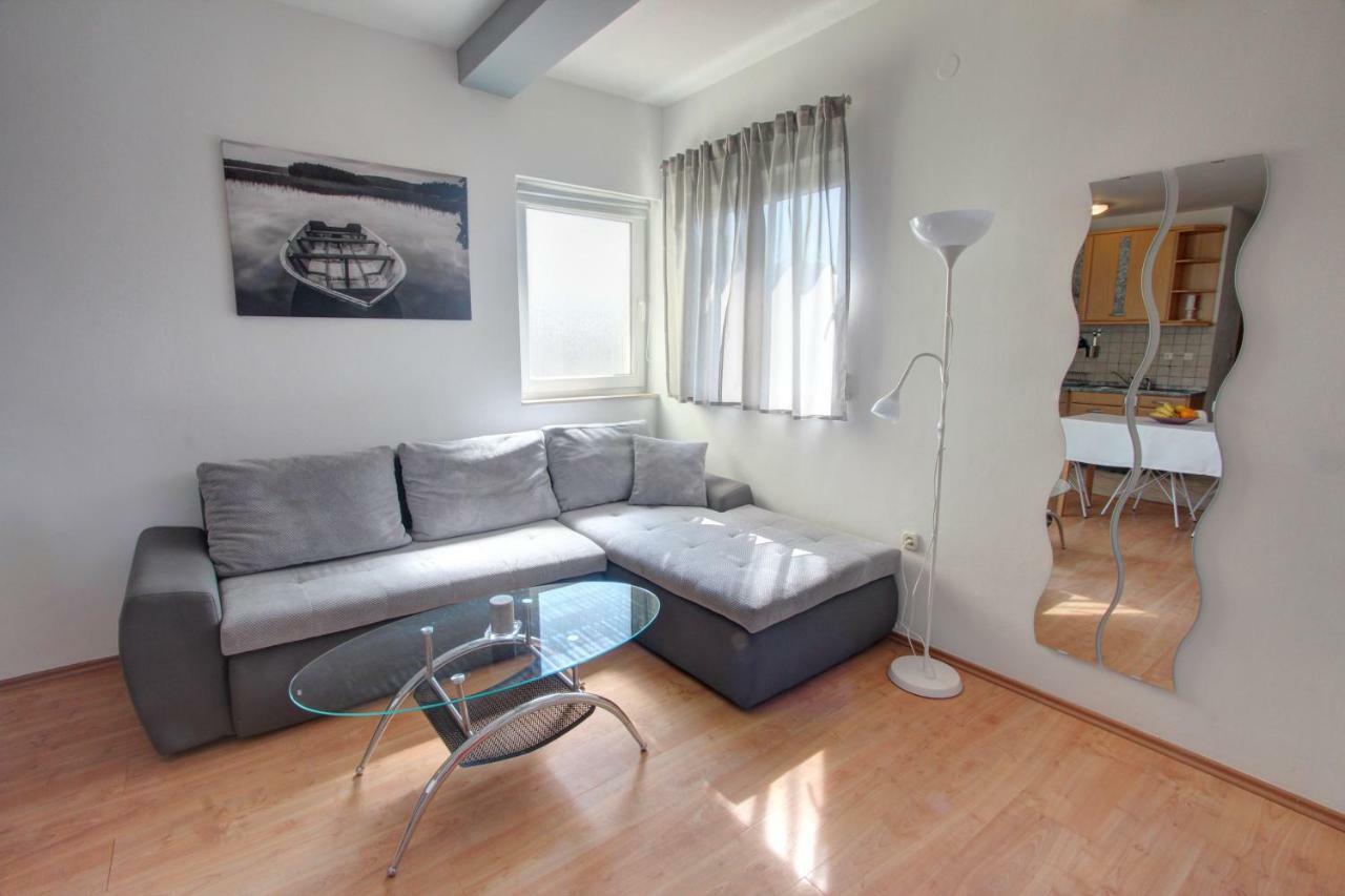 Apartman Pula Ngoại thất bức ảnh